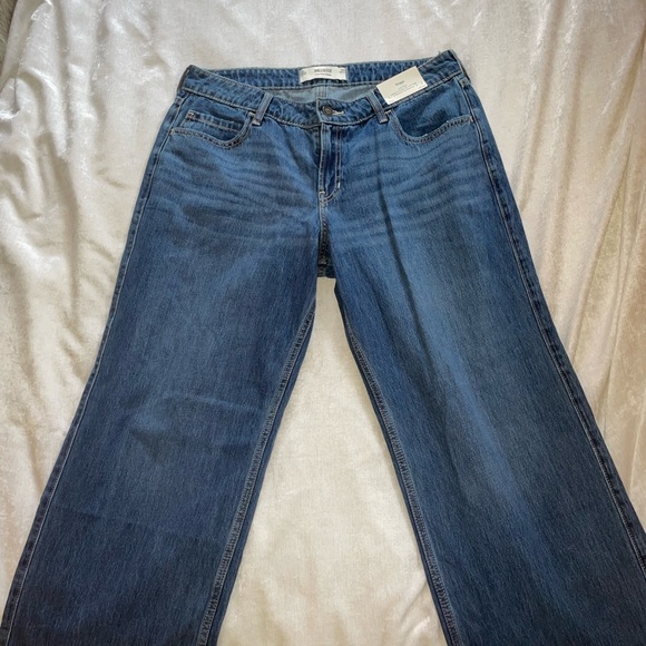 Brand New Low Rise Baggy Hollister Jeans - Picture 1 of 4